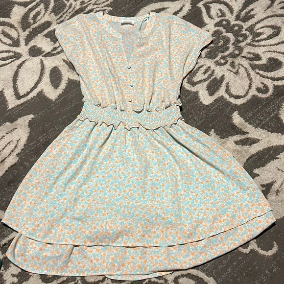 Sienna sky dress. Like new.gorgeous and soft. - Picture 1 of 4